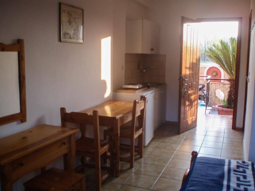 Marilena Apartments & Studios