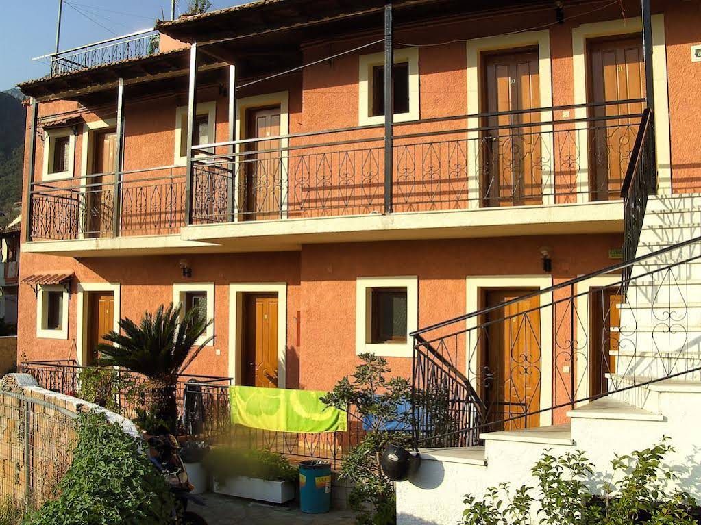 Marilena Apartments & Studios