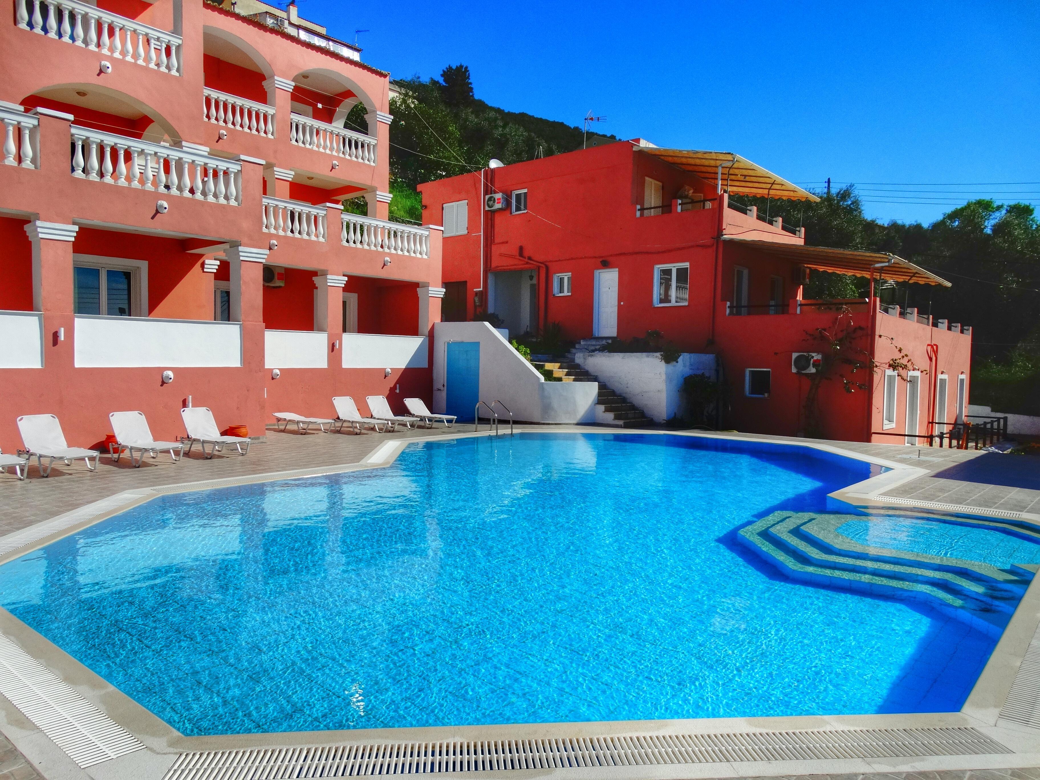 Paradiso Apartments