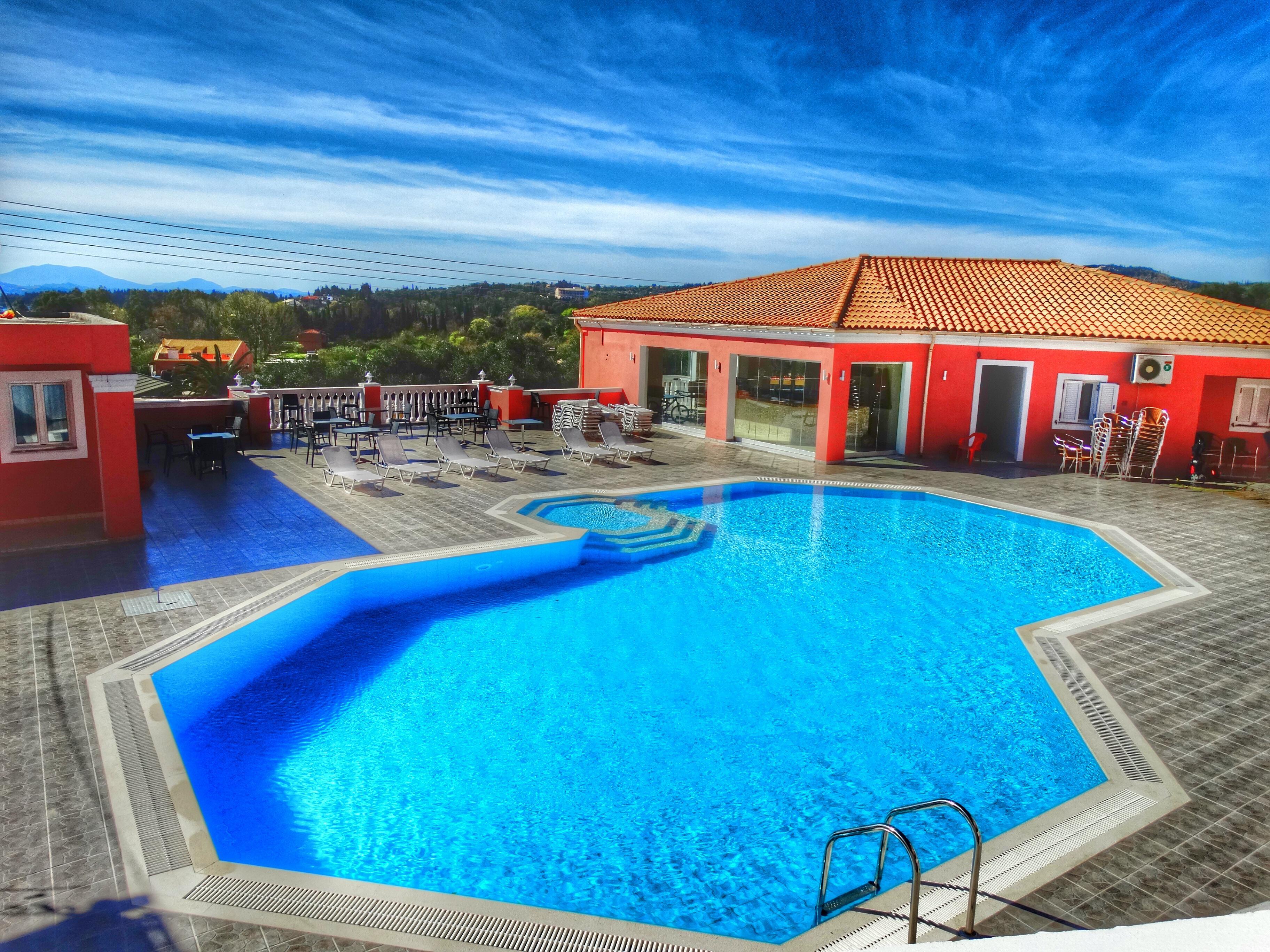 Paradiso Apartments