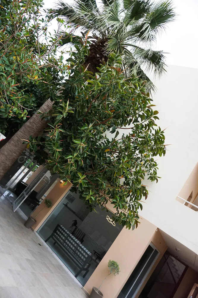Dioni Hotel