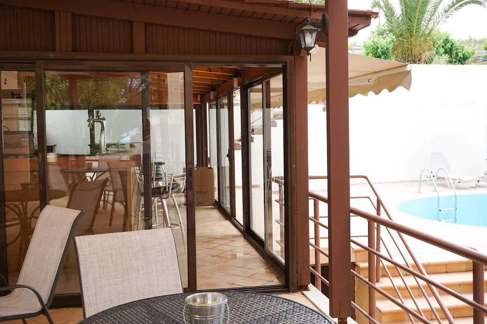 Dioni Hotel
