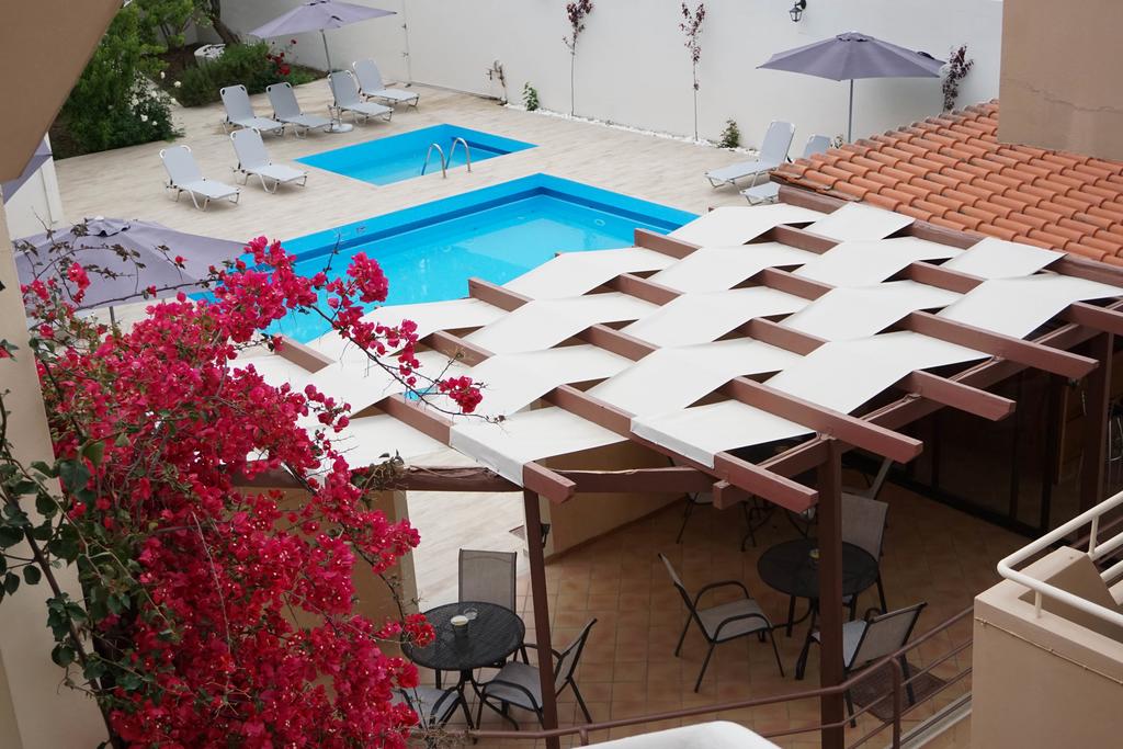 Dioni Hotel