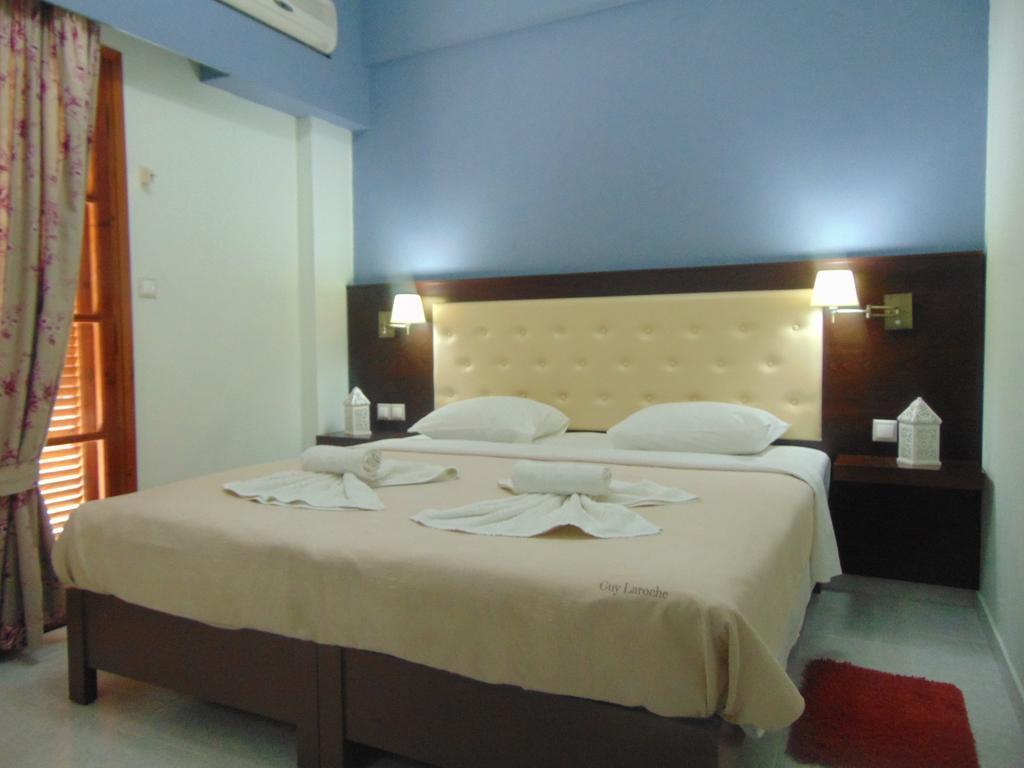 Avra Rooms
