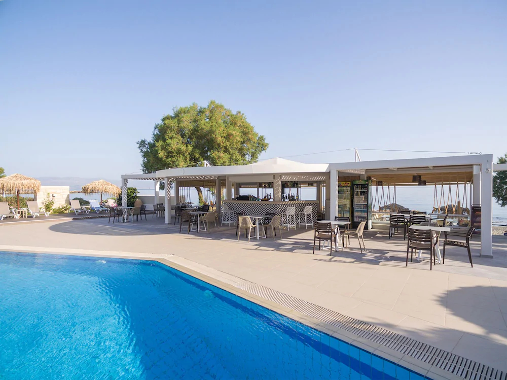 Alexia Beach Hotel