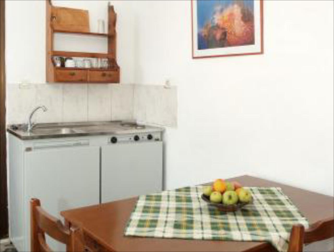 Ekavi Apartments
