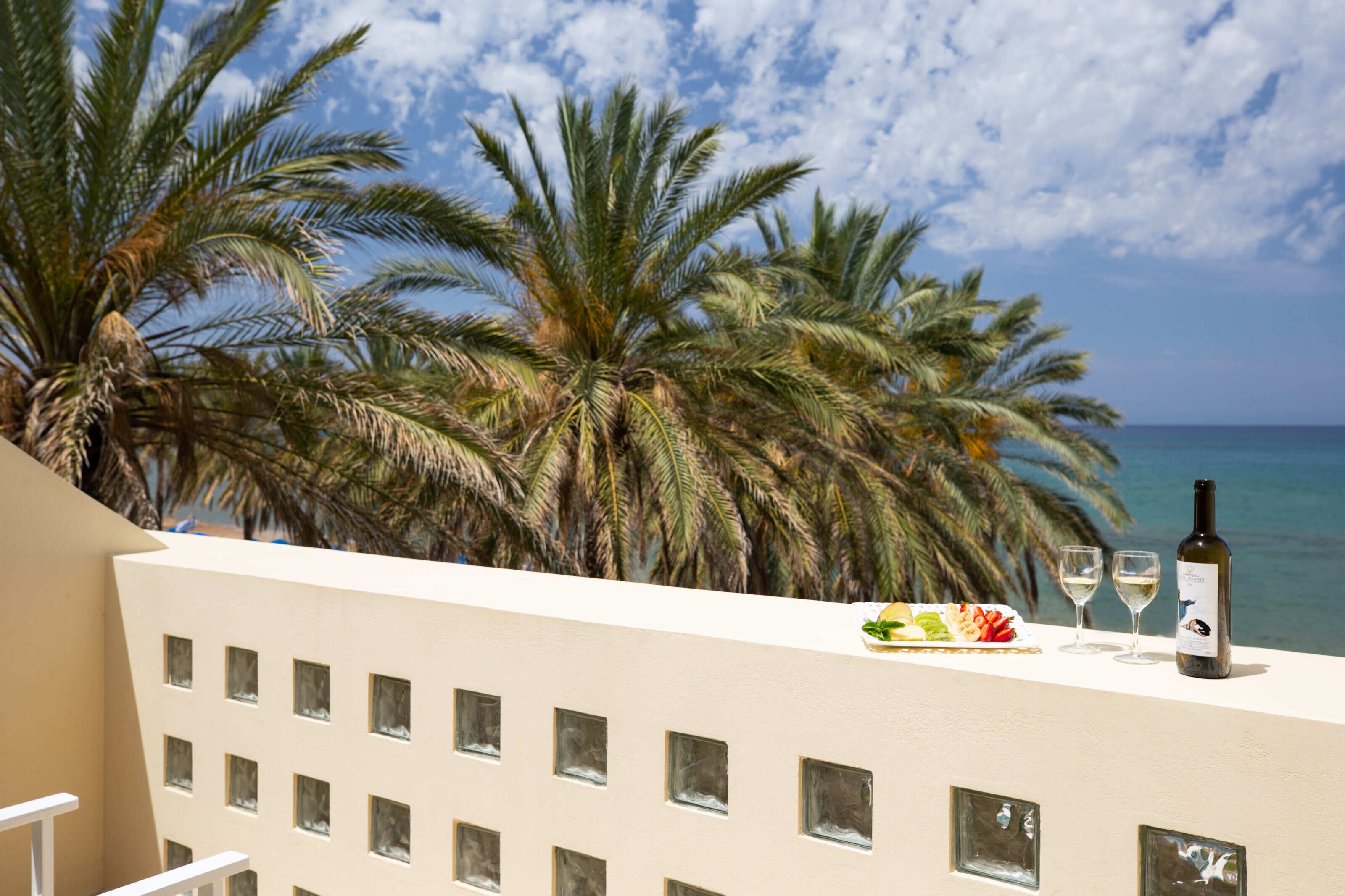 Giannoulis Santa Marina Plaza