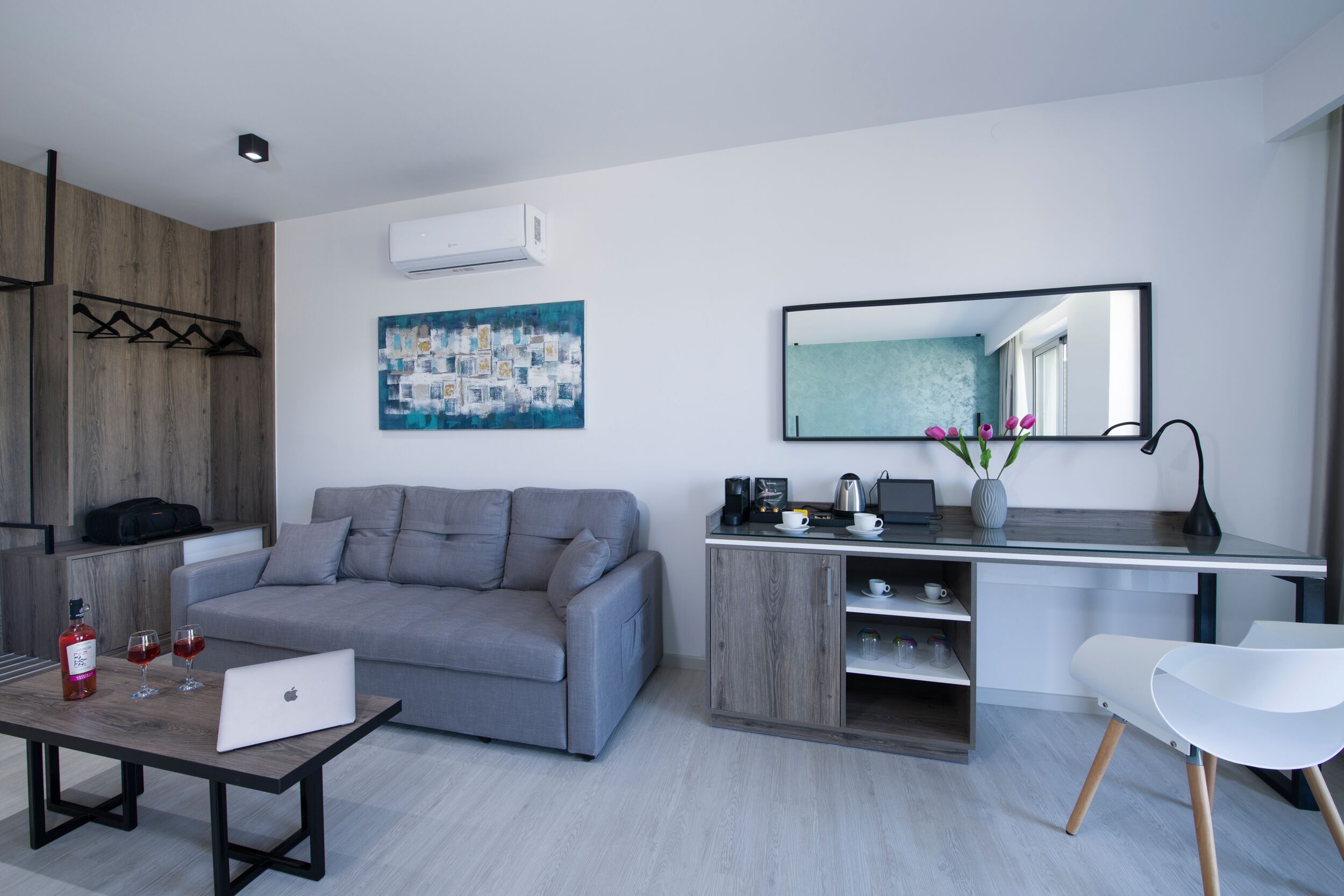 xSuites