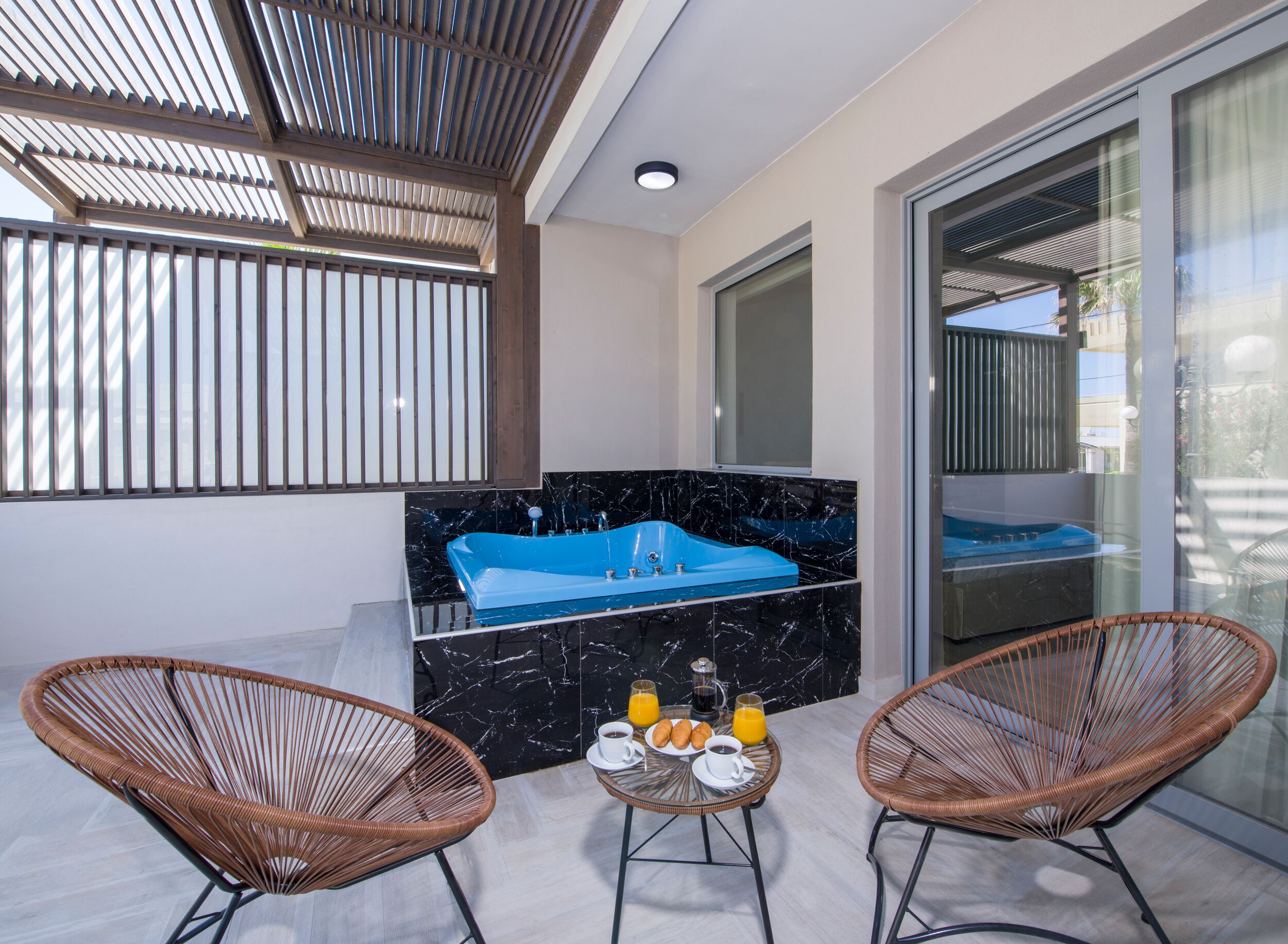 xSuites