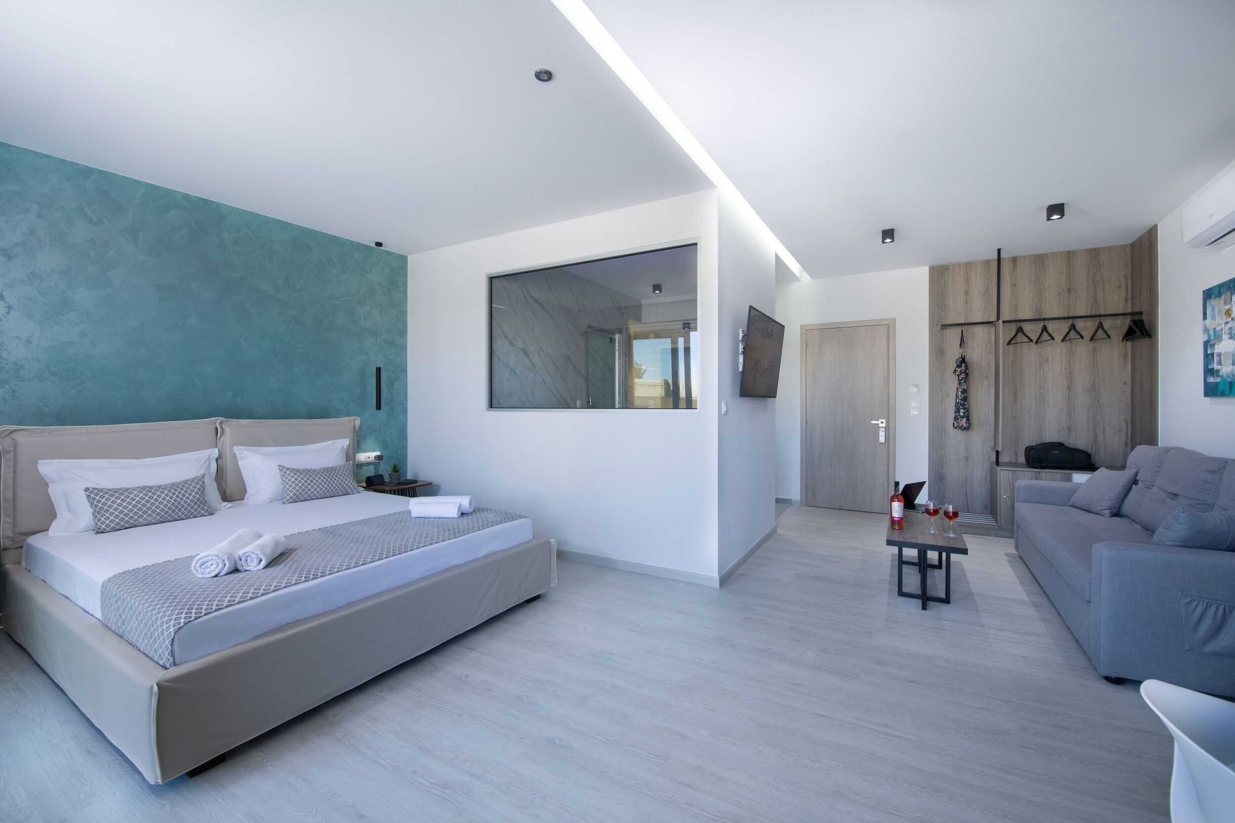 xSuites