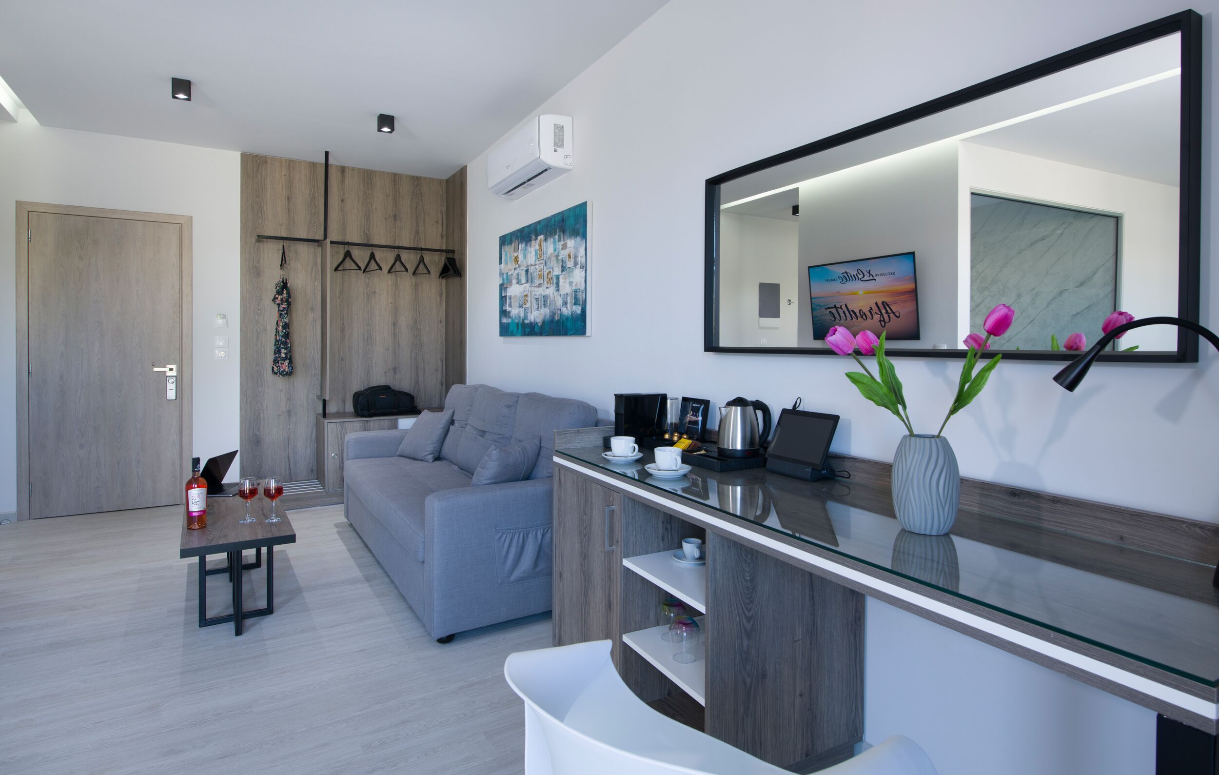 xSuites