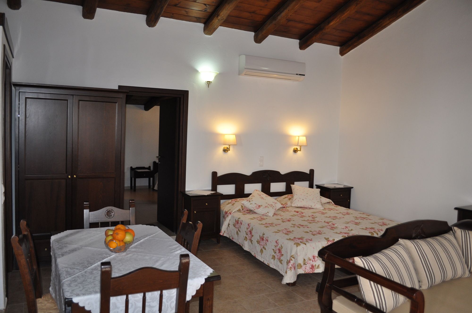 Vrachos Villas
