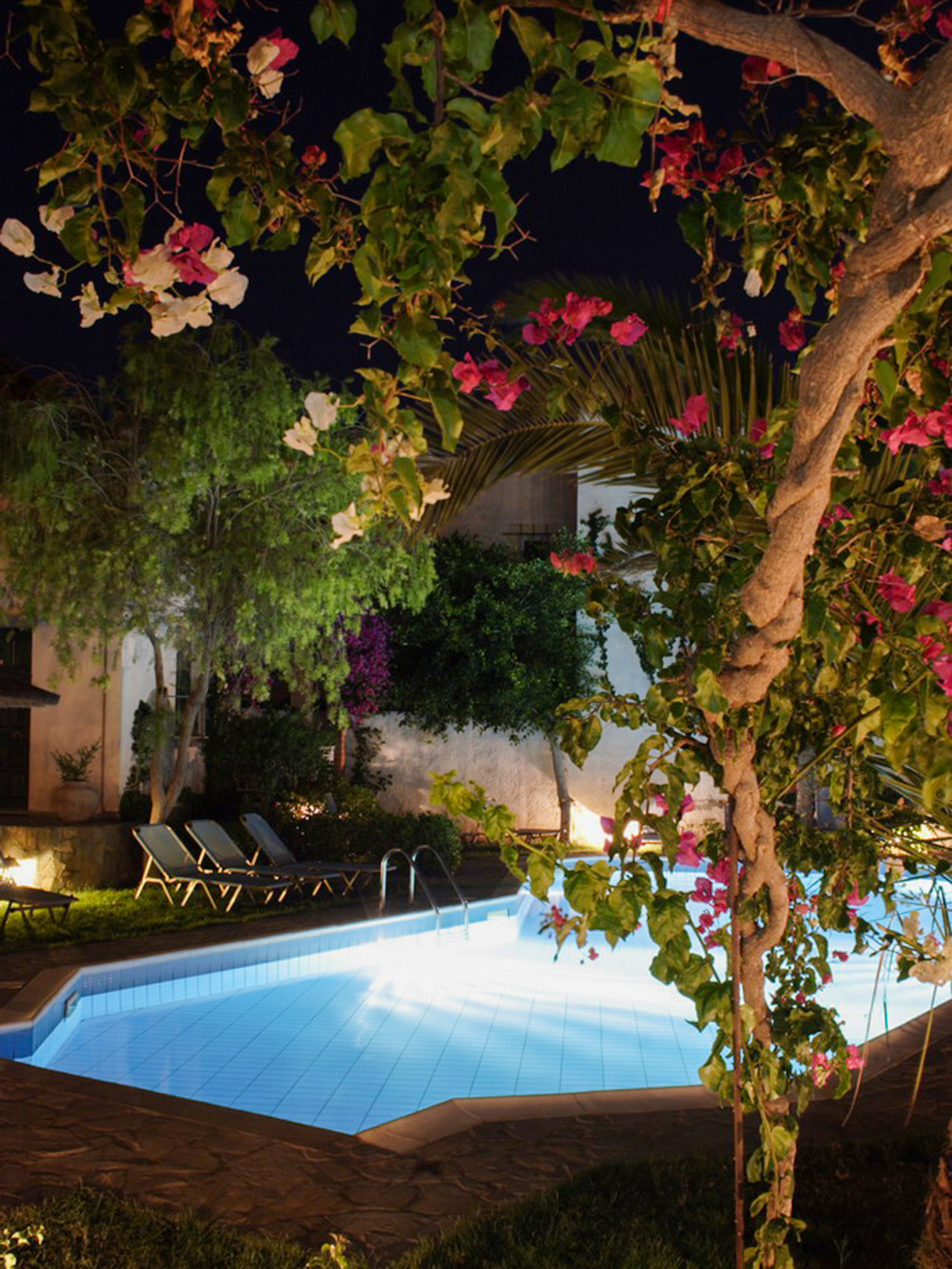 Aquarius Exclusive Hotel