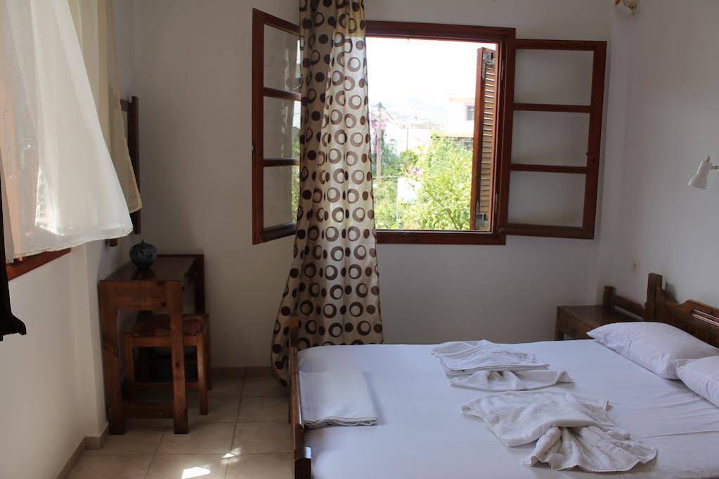 Eva Studios & Apartments