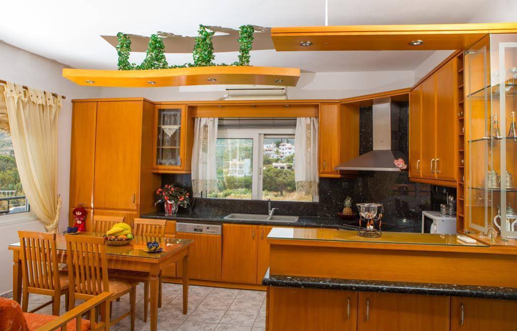 Evita Beach Apartments