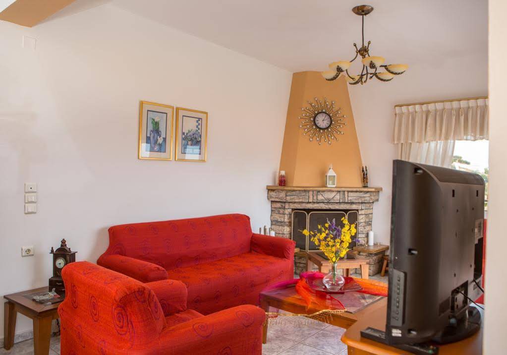 Evita Beach Apartments