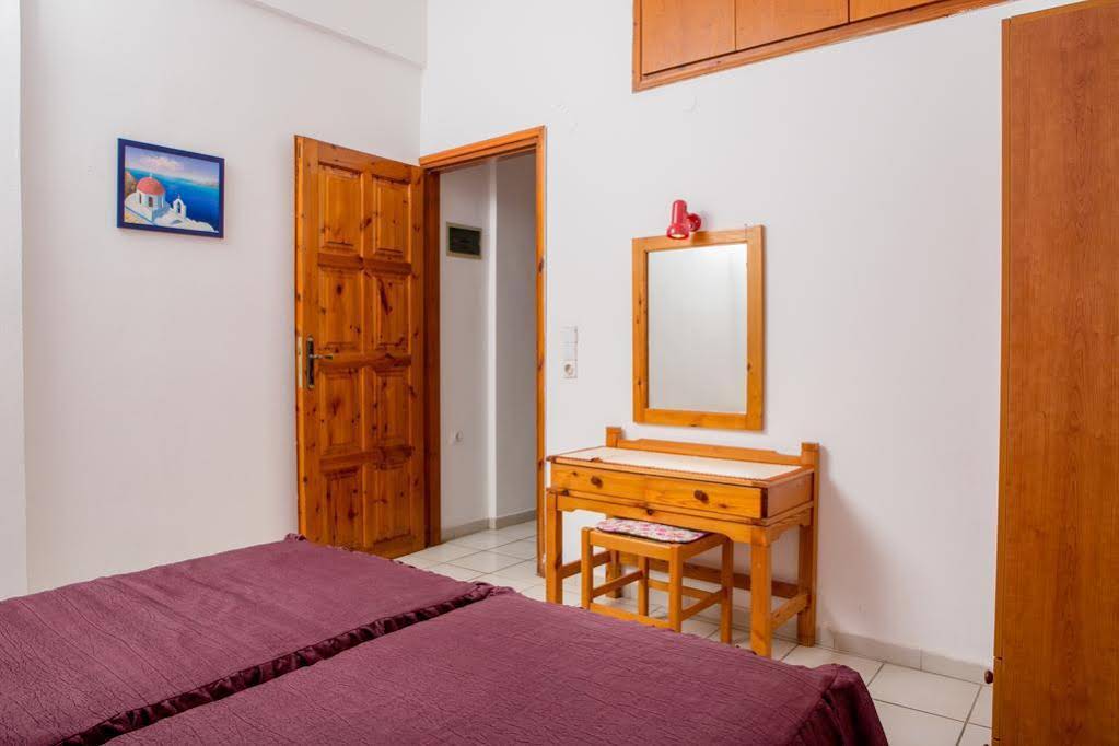 Evita Beach Apartments