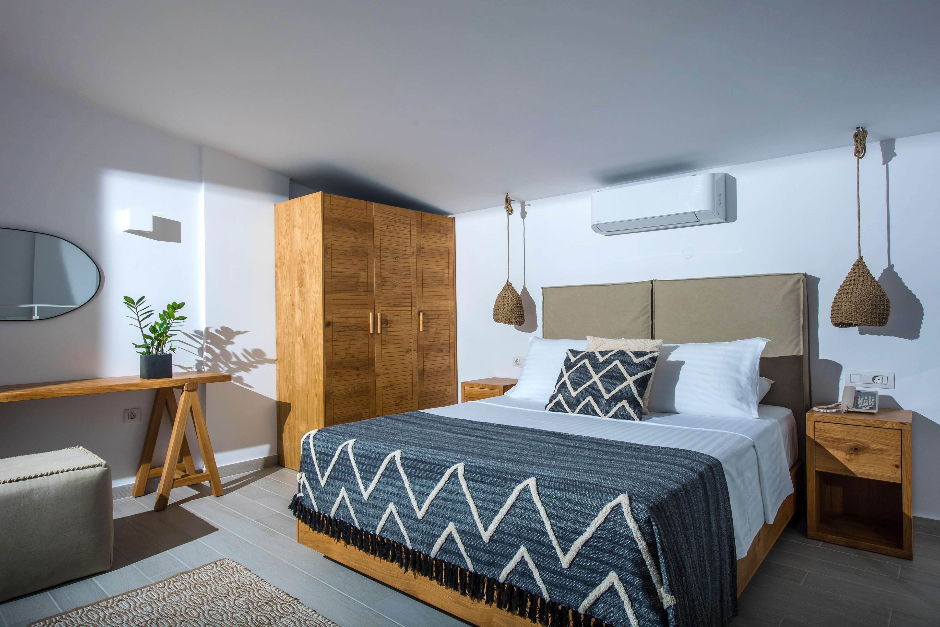 Irida Hotel