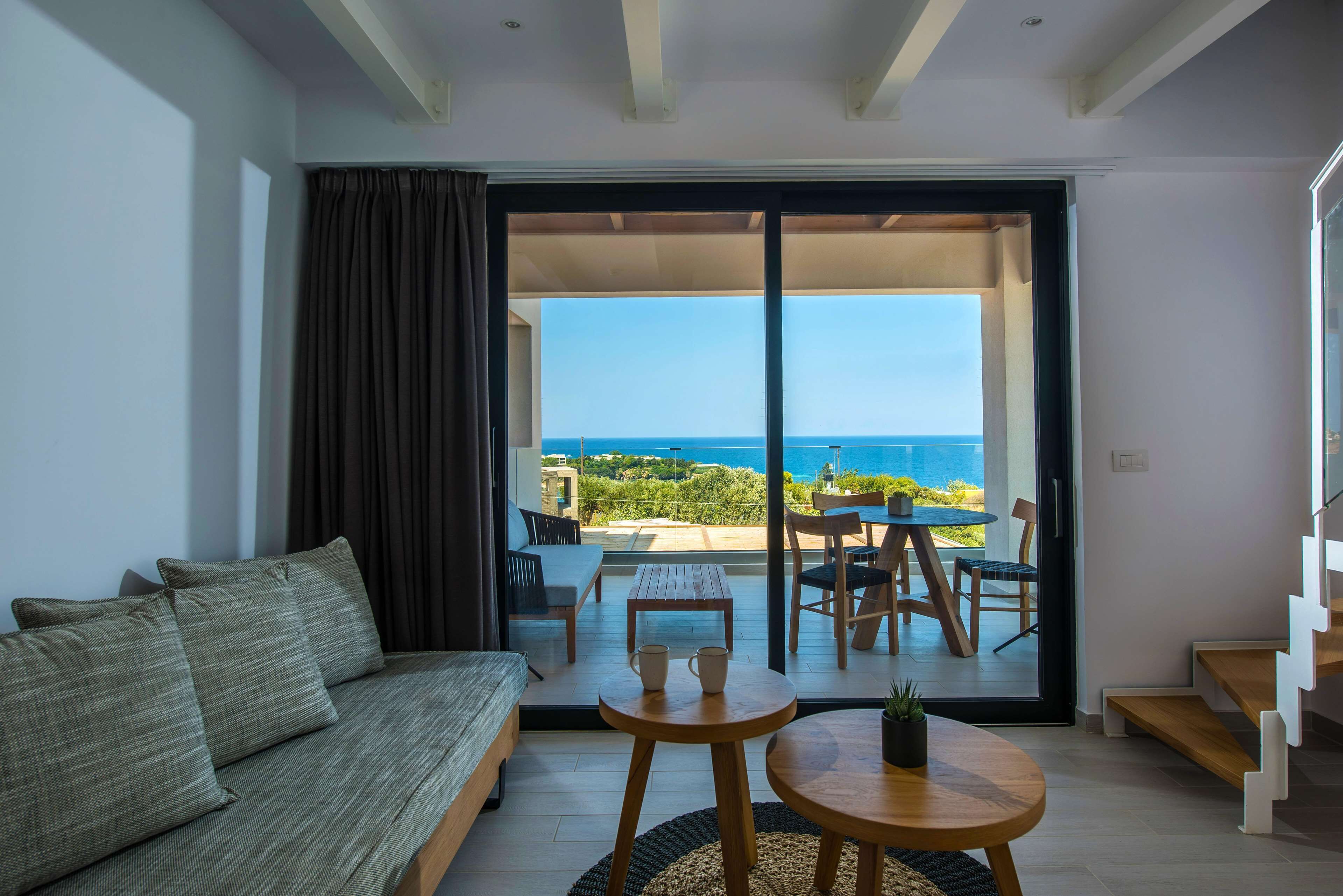 Irida Hotel
