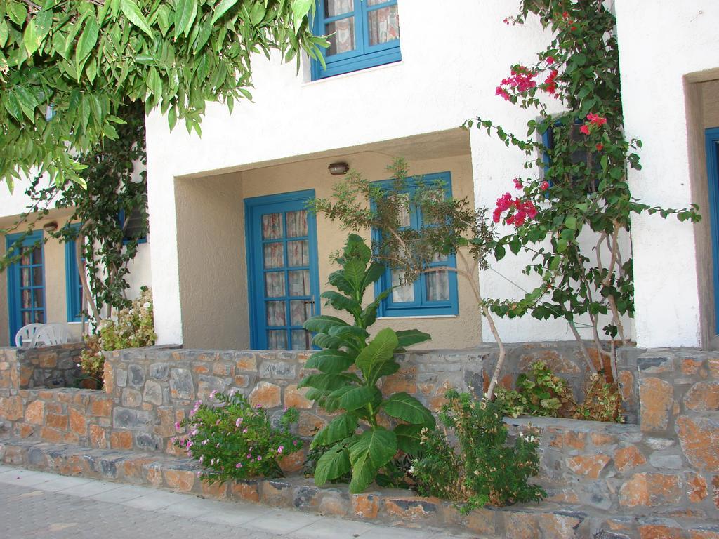 Joanna Apartments