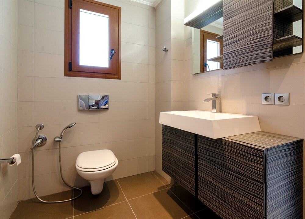 Med Luxury Villa