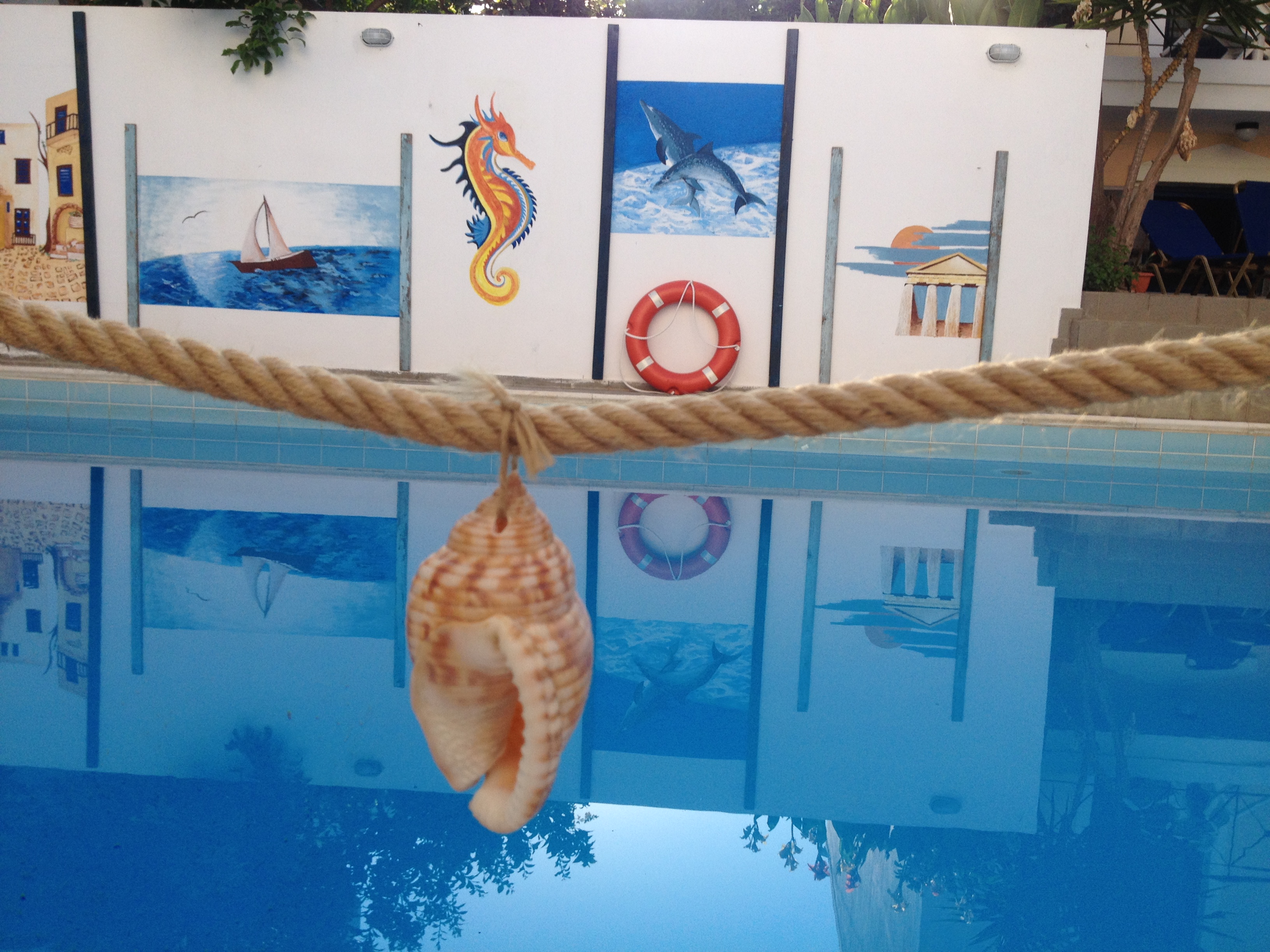Renia Hotel