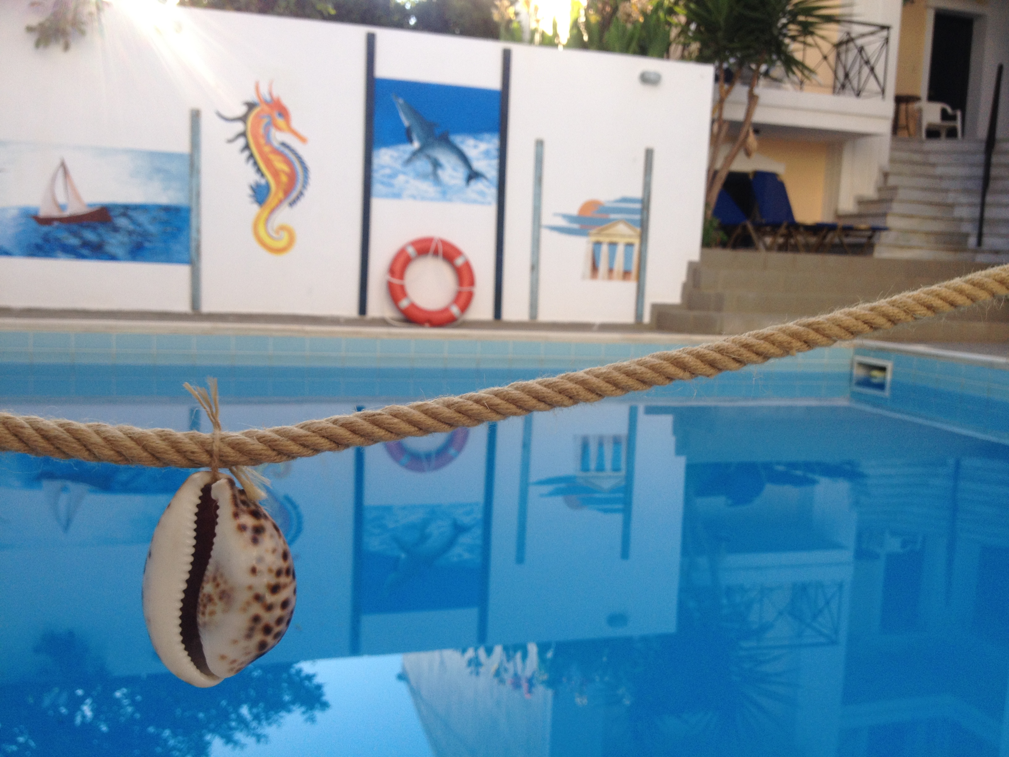 Renia Hotel