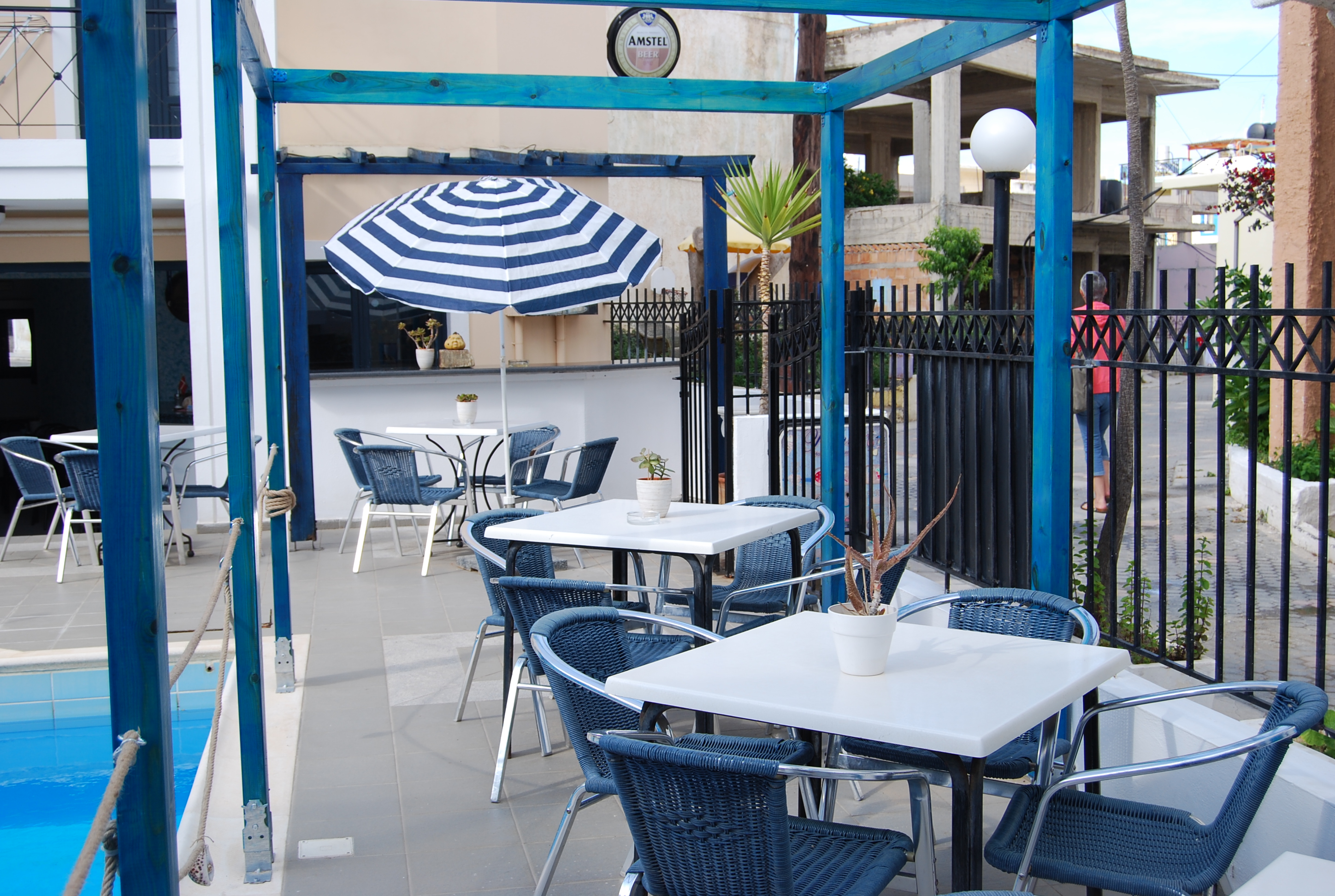 Renia Hotel