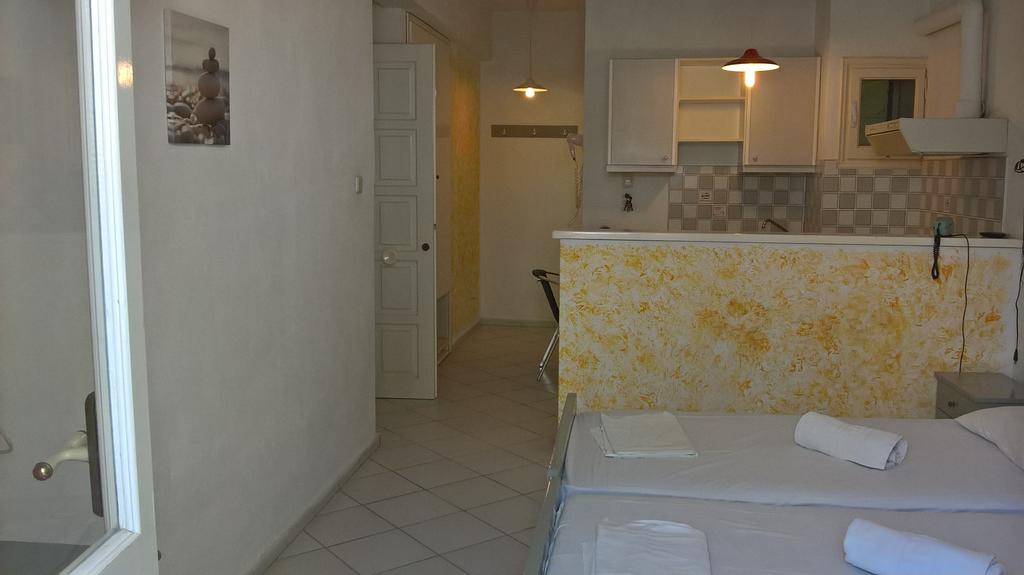 Renia Hotel