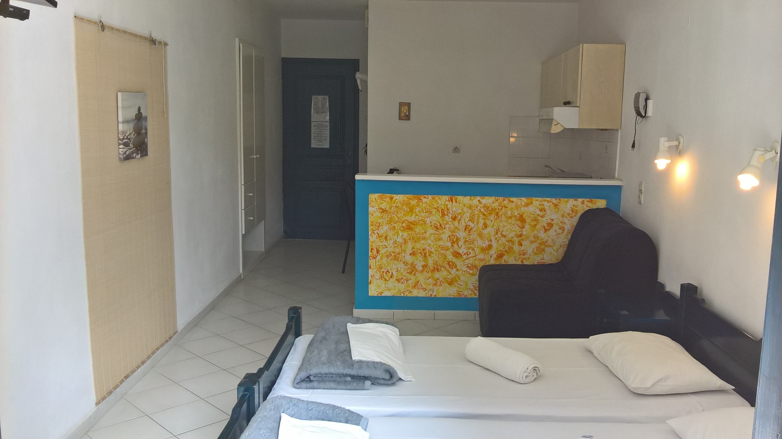 Renia Hotel