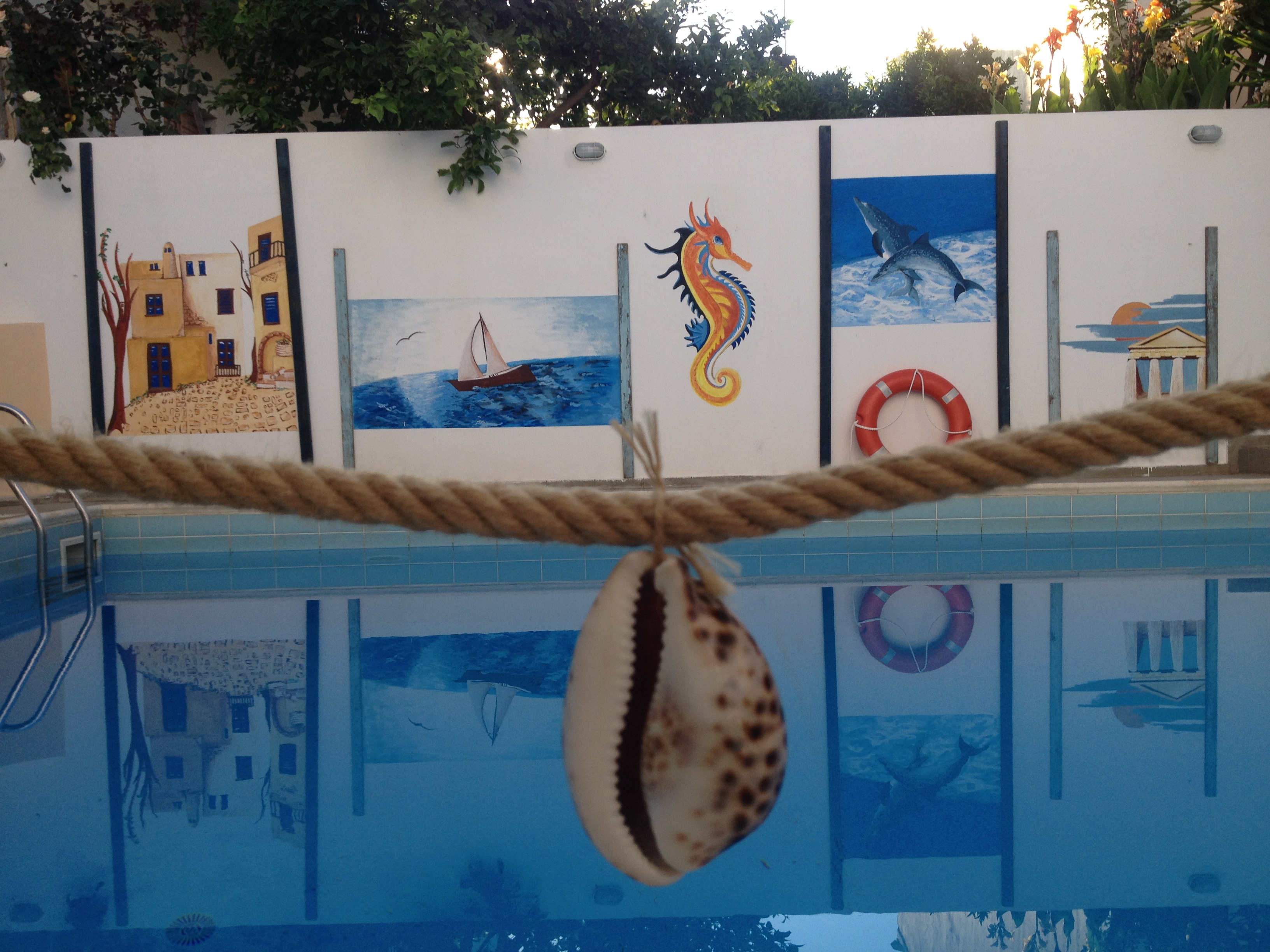 Renia Hotel