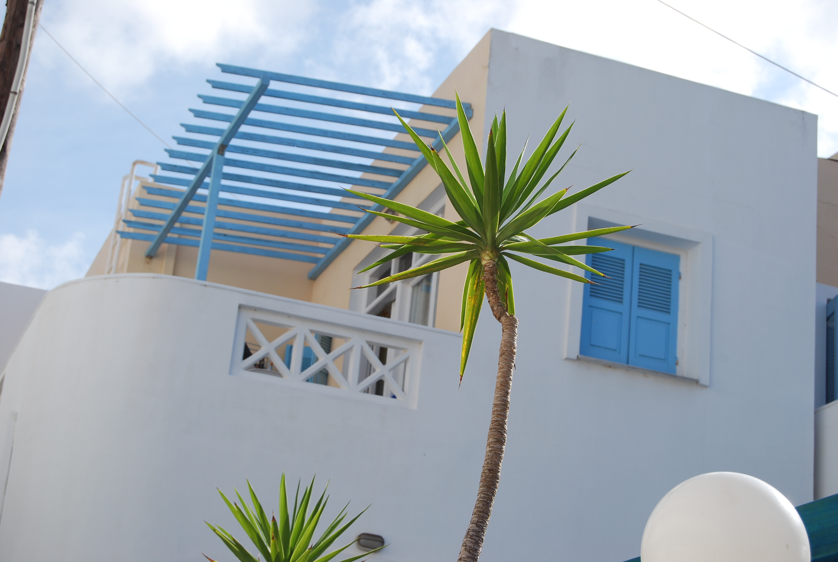 Renia Hotel