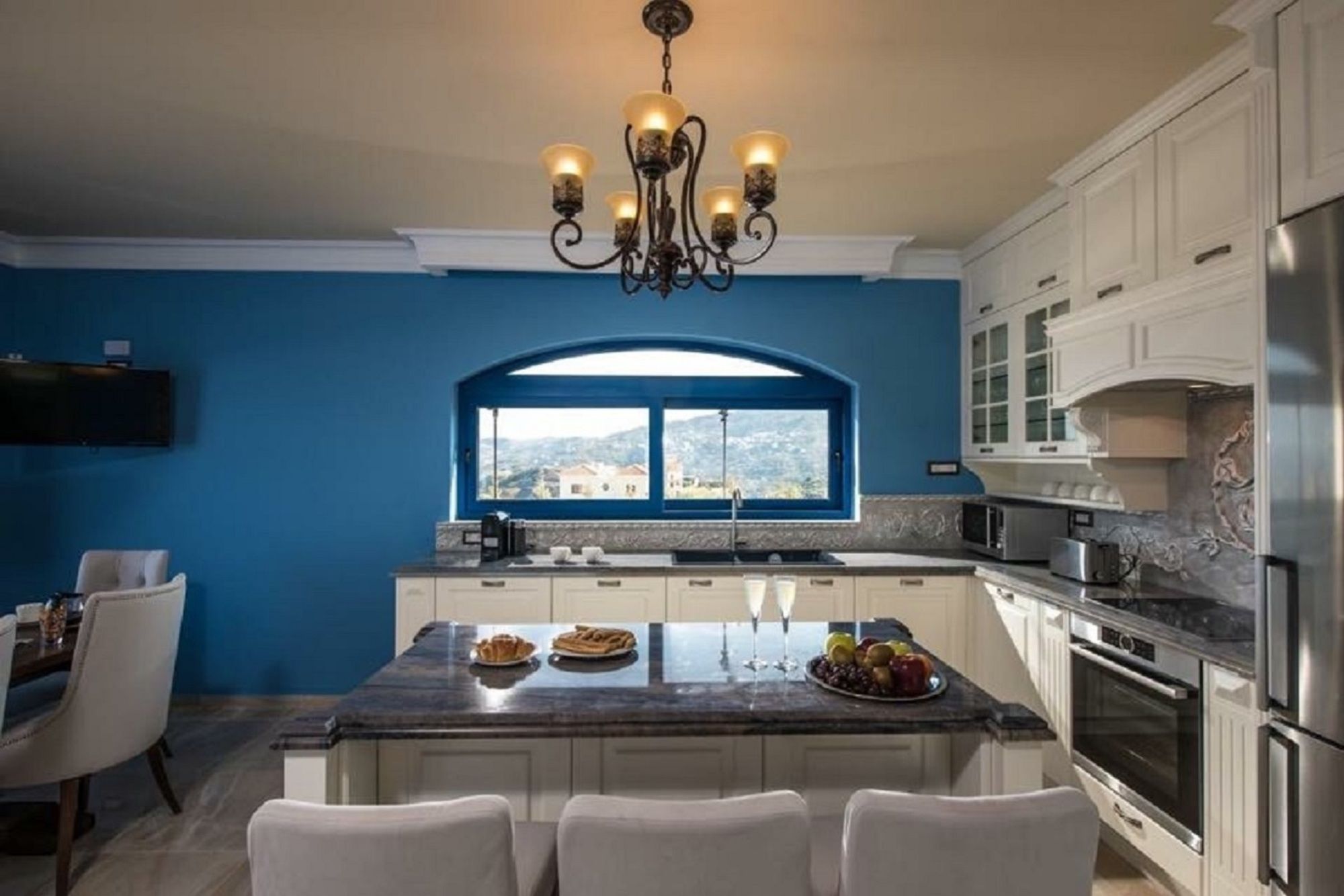 Wine Dark Sea Villa Santorini