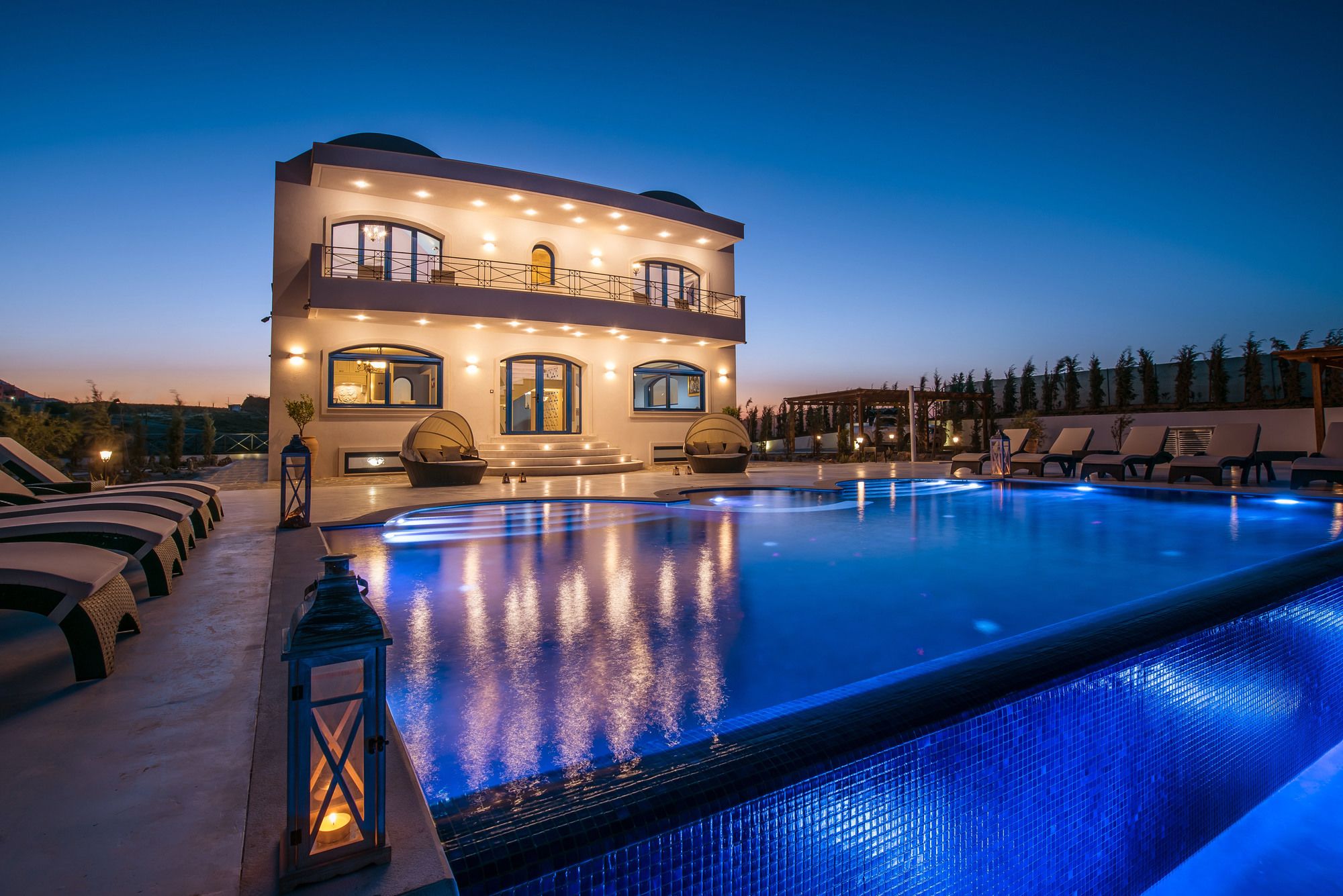 Wine Dark Sea Villa Santorini