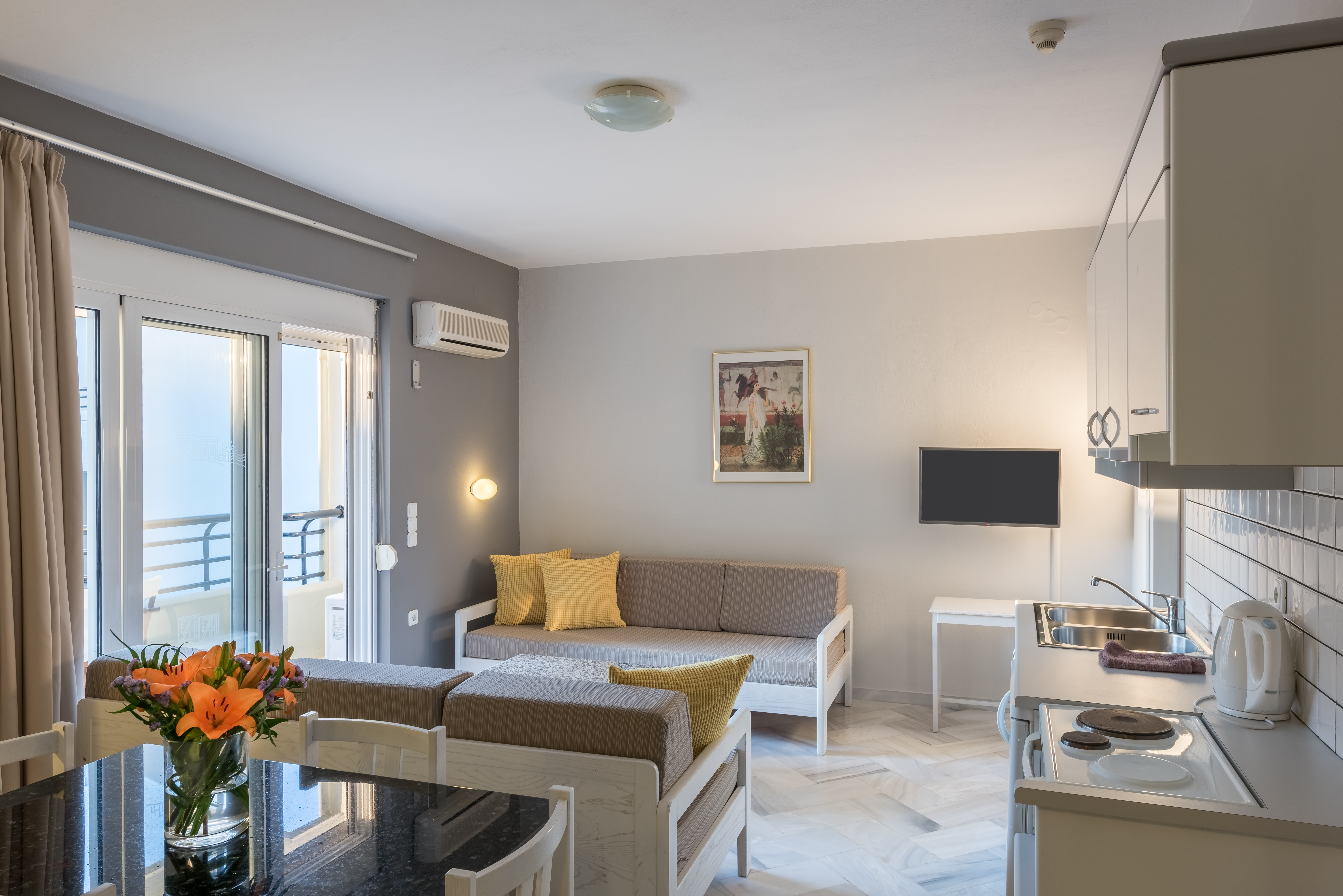 Alantha Apartments