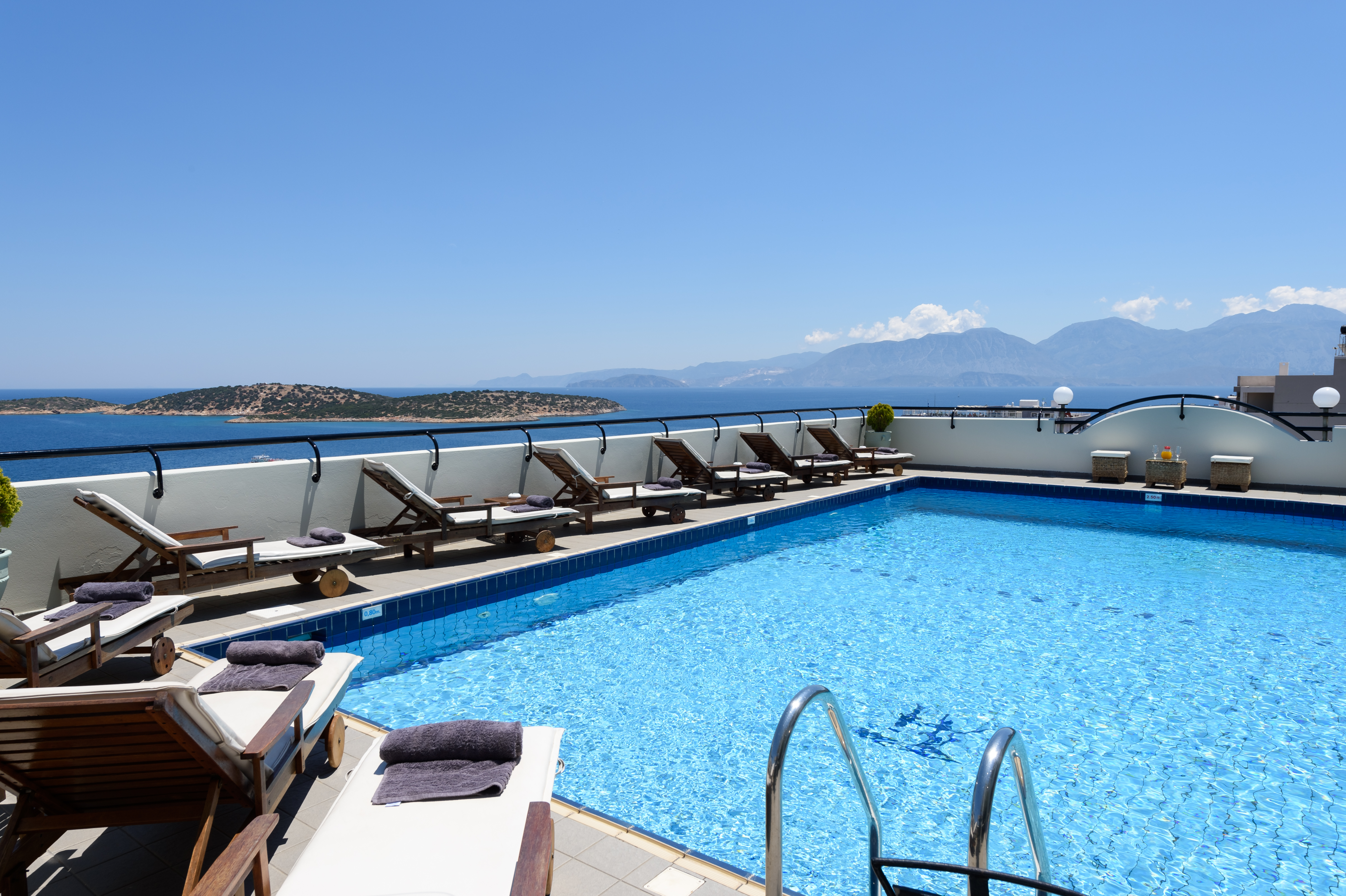 Alantha Apartments