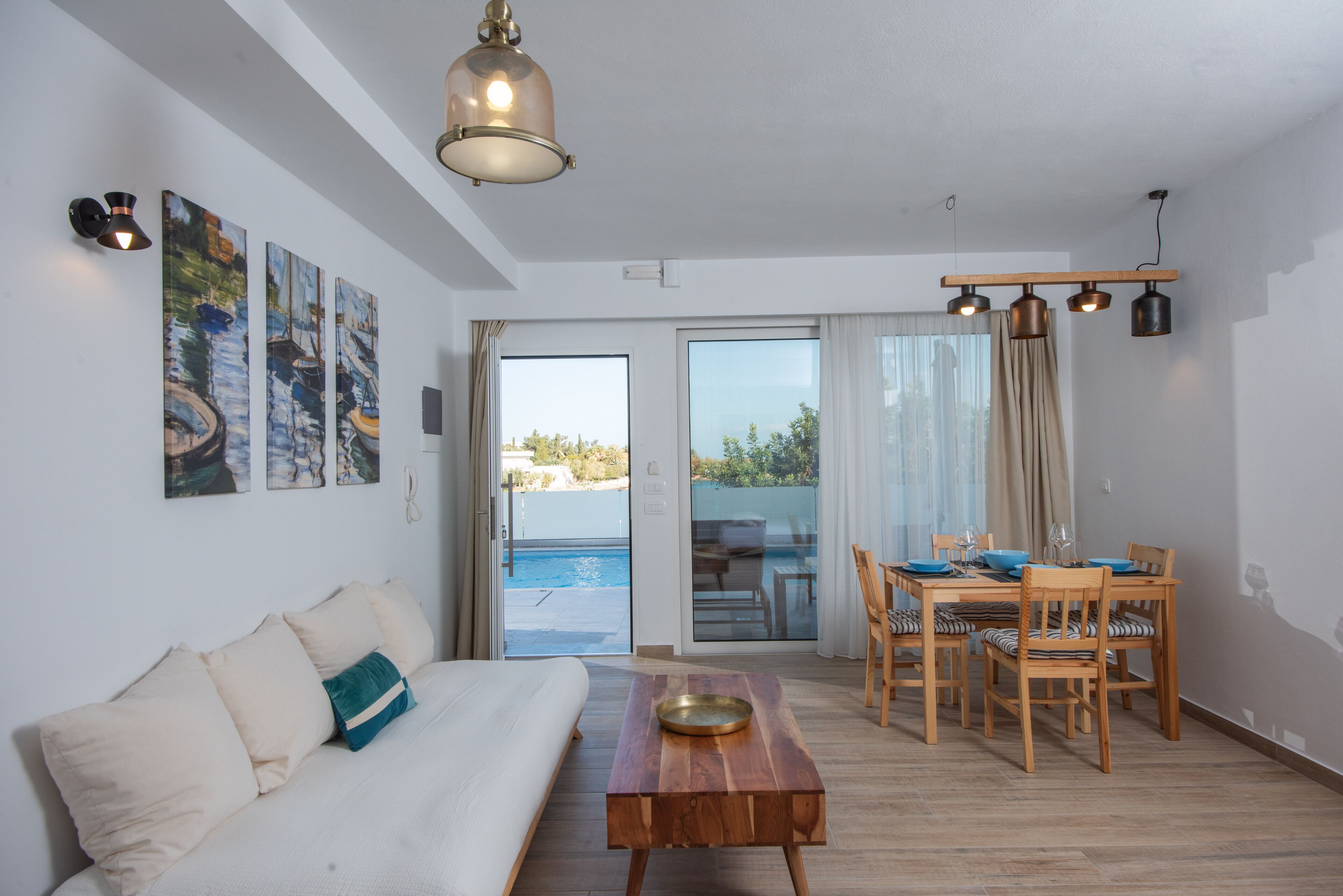 Ammos Lux Apartments