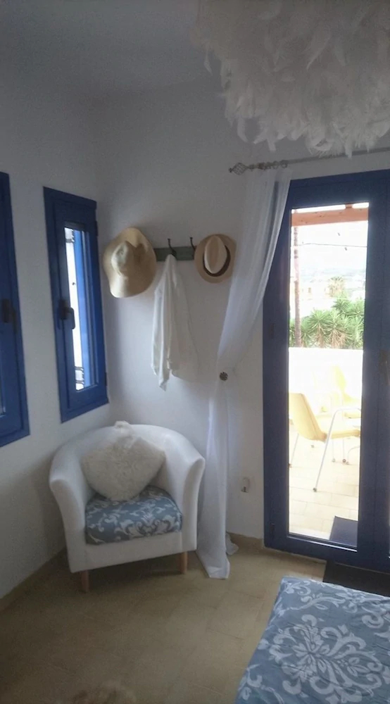 Aphrodite and Apollo Apartments