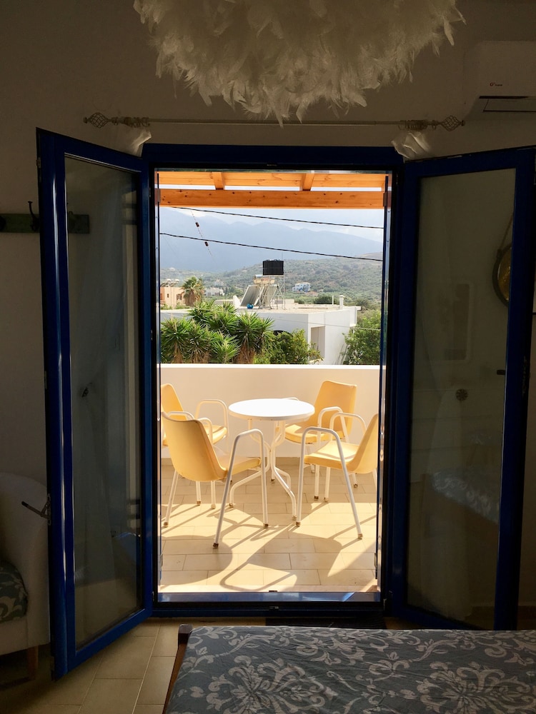 Aphrodite and Apollo Apartments