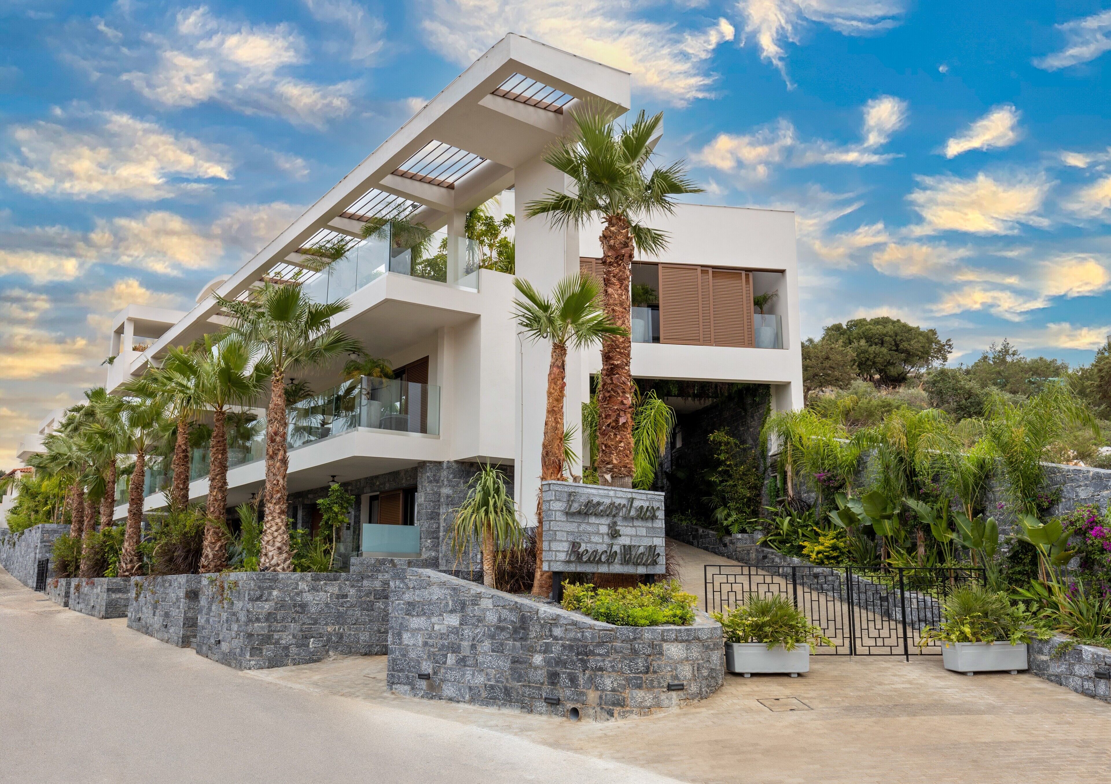 Lazar Lux Apartments