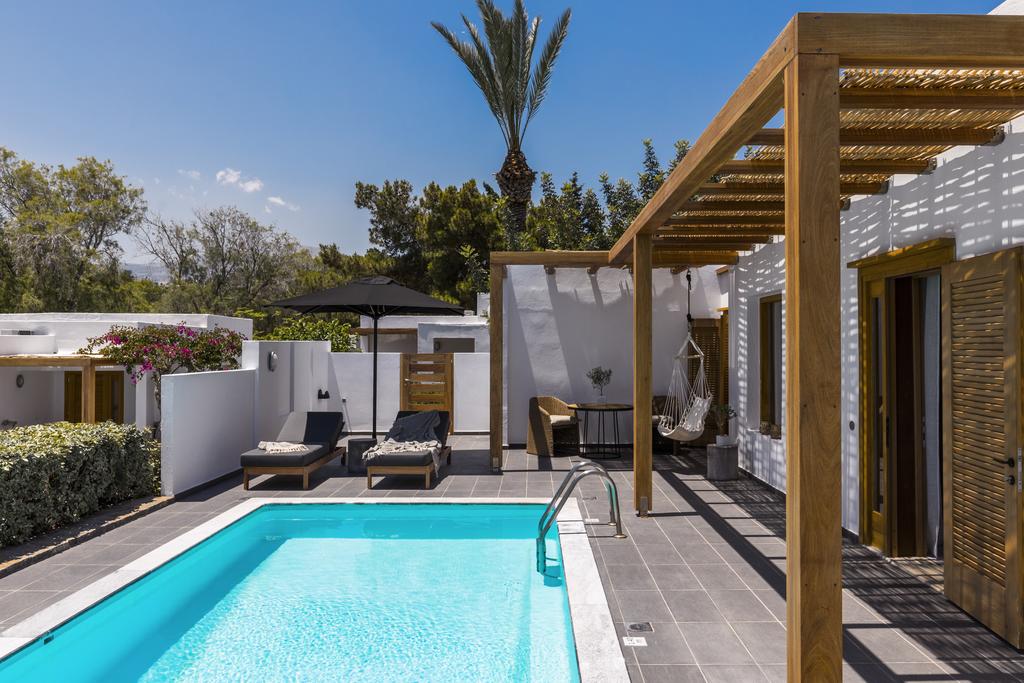 Minos Beach art Hotel