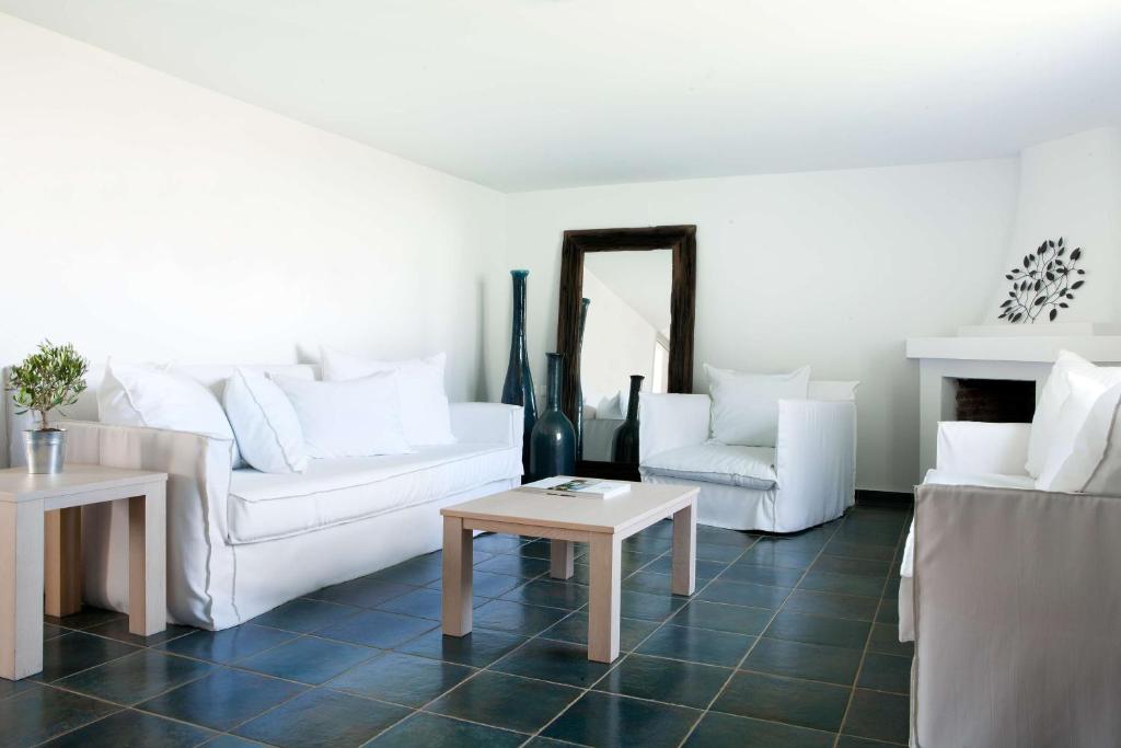 Minos Beach art Hotel