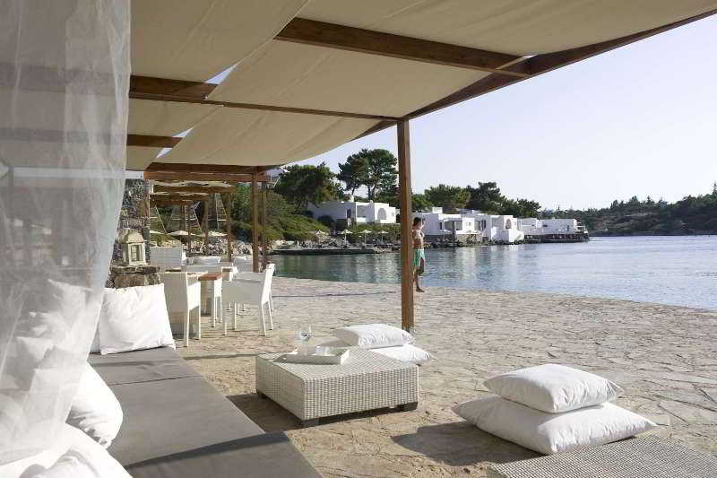 Minos Beach art Hotel