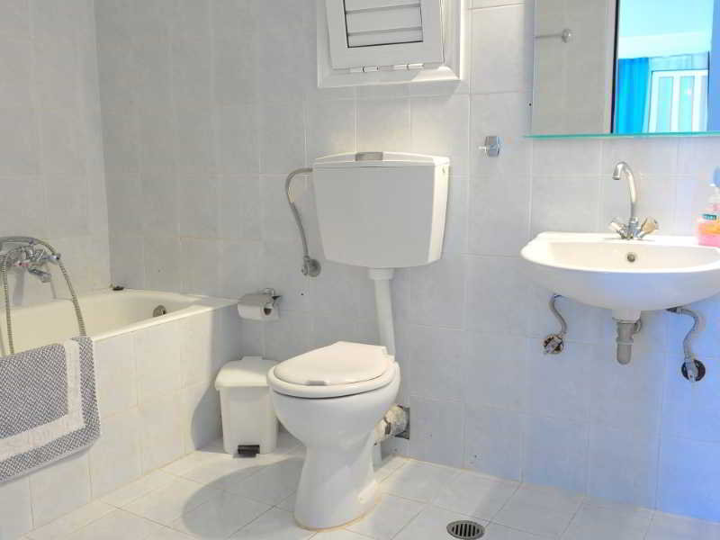 Mirabella Apartments