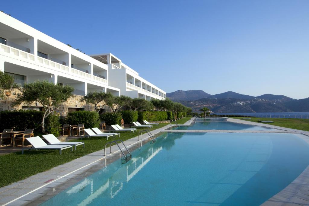 Minos Palace Hotel & Suites