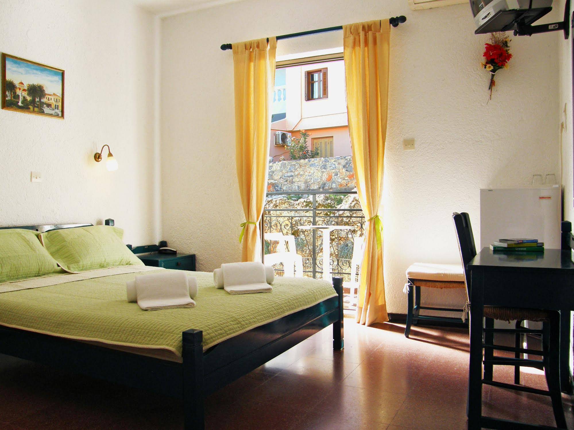 Victoria Hotel