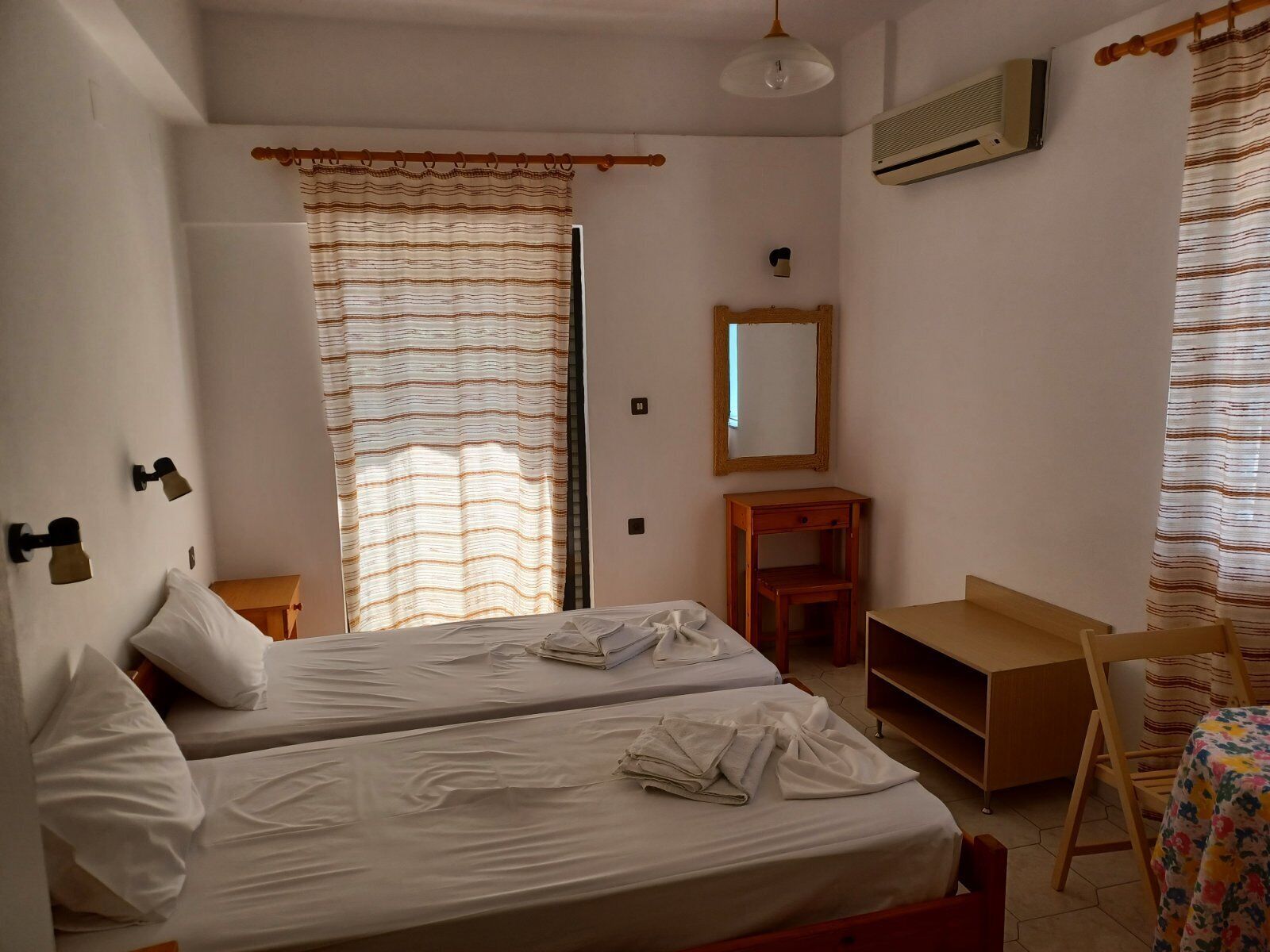 Argiro Studios And Apartments