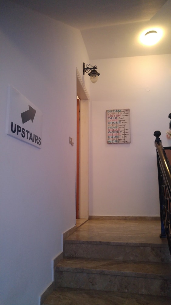 Lefteri's Rooms