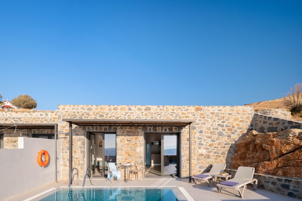 Varkotopi Eco Apts Villas