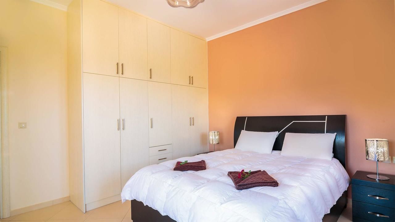 Cronos Luxury Stone Villa